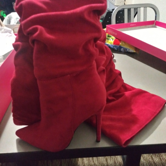 Hills - Picture 2 of 8